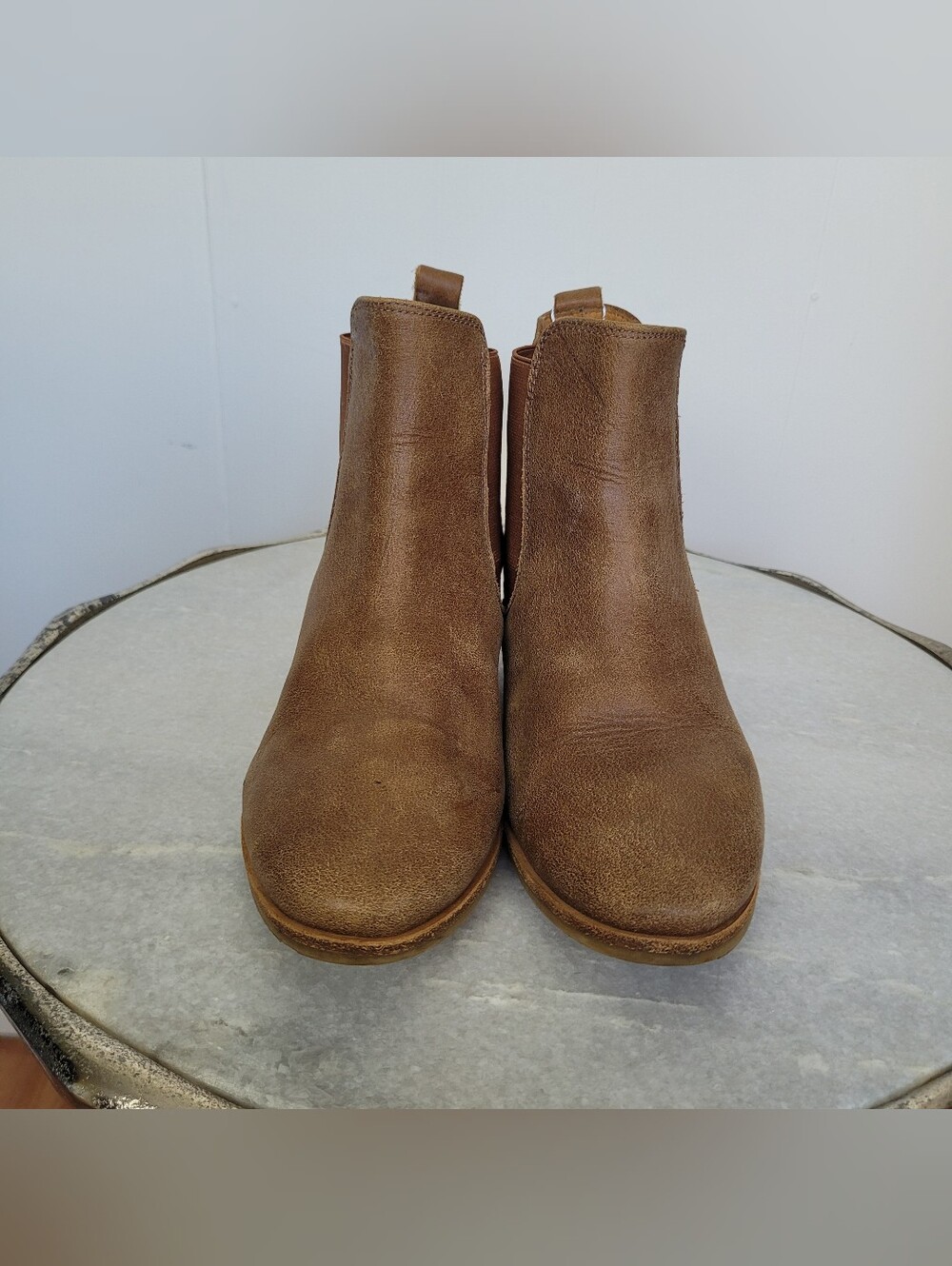 Roots Made in Italy Size 35 Brown Distressed Leather Chelsea Boots
